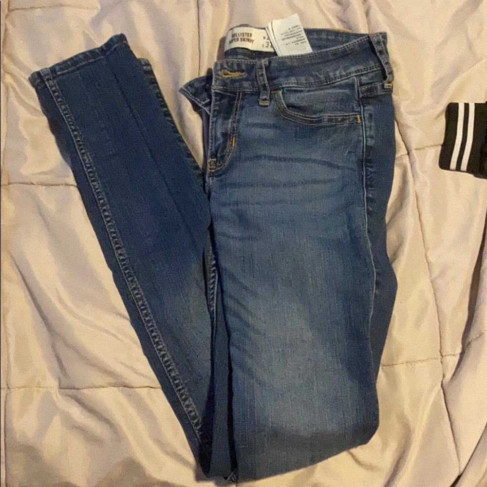 hollister jeans